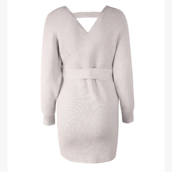 π₯π₯Sexy and Cozy Grey V Neck Sweater Dress - Picture 6 of 8